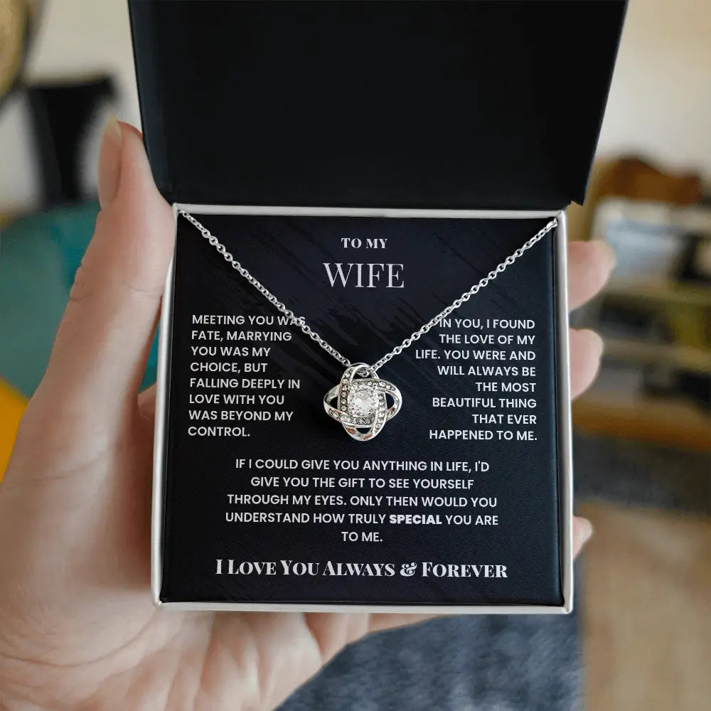 Necklace in a box with a sentimental message for a wife